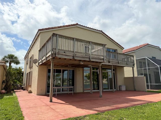 15651 NW 14th Court, Pembroke Pines, FL 33028
