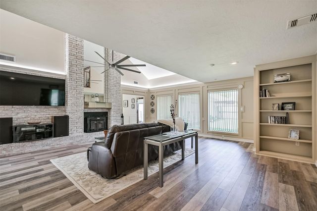 4734 Baywood Drive, Pasadena, TX 77505