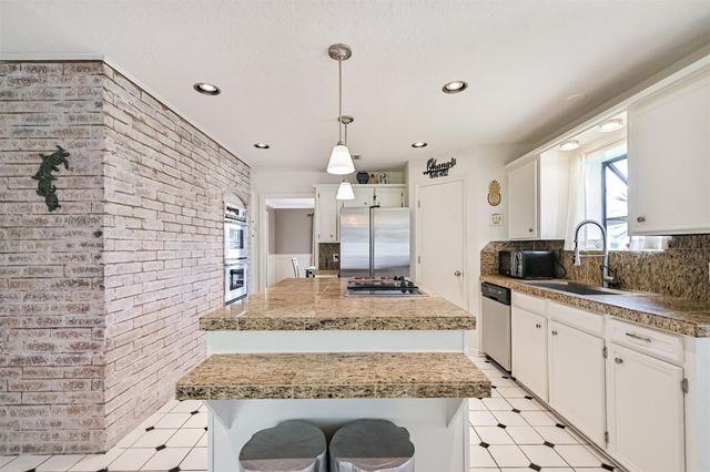 4734 Baywood Drive, Pasadena, TX 77505