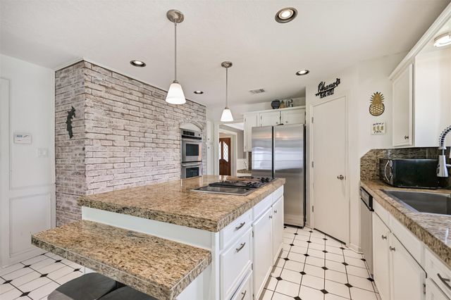 4734 Baywood Drive, Pasadena, TX 77505