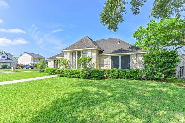 4734 Baywood Drive, Pasadena, TX 77505