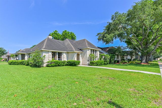 4734 Baywood Drive, Pasadena, TX 77505