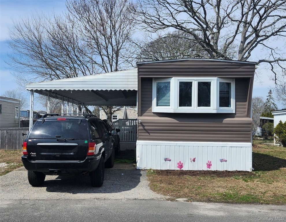 68 Revere Drive, Bohemia, NY 11716