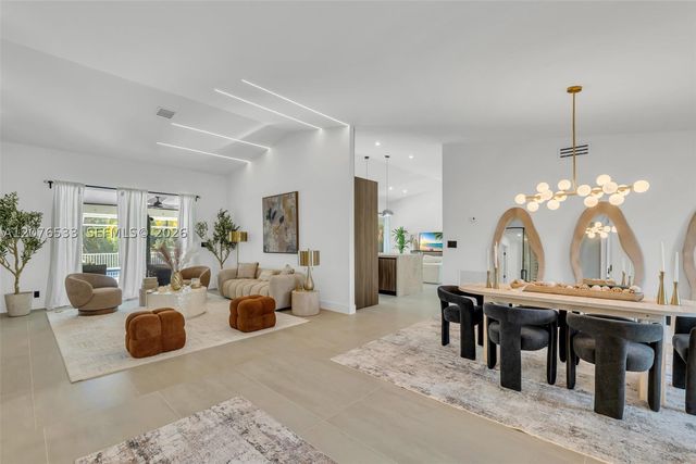 11834 Island Lakes Ln, Boca Raton, FL 33498
