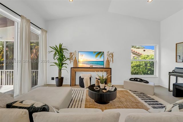 11834 Island Lakes Ln, Boca Raton, FL 33498