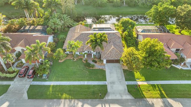 11834 Island Lakes Ln, Boca Raton, FL 33498