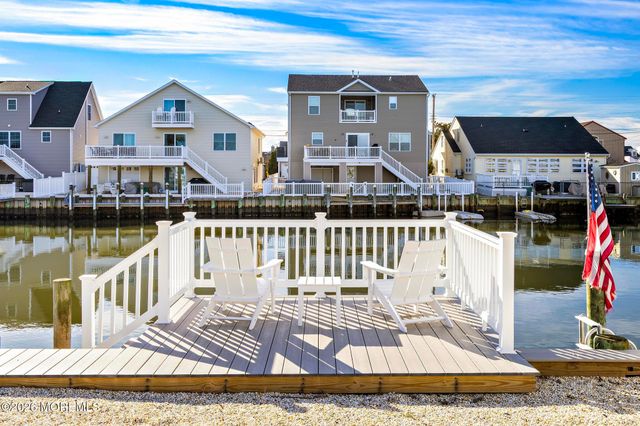 1187 Beach Haven West Boulevard, Beach Haven West, NJ 08050
