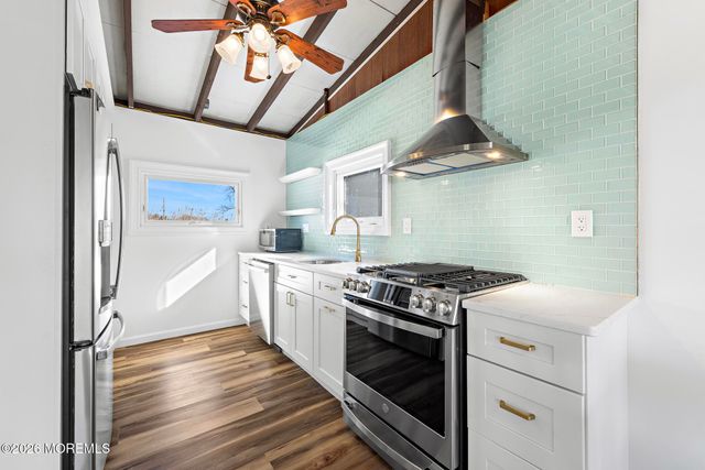 1187 Beach Haven West Boulevard, Beach Haven West, NJ 08050