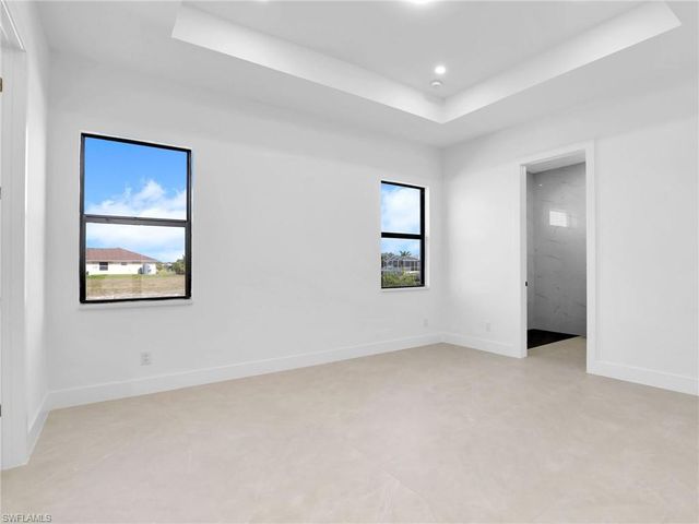 125 NW 24th AVE, Cape Coral, FL 33993