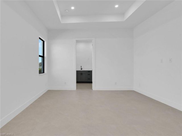 125 NW 24th AVE, Cape Coral, FL 33993