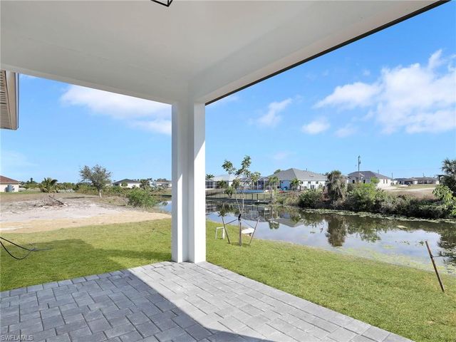 125 NW 24th AVE, Cape Coral, FL 33993
