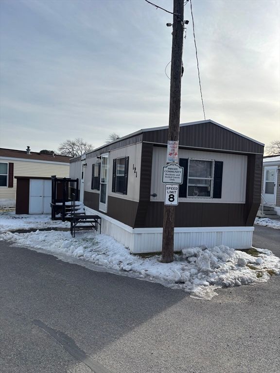 557-121 Southwest Cutoff U:121, Worcester, MA 01607