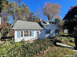 89 Alpine Drive, Newtown, CT 06482