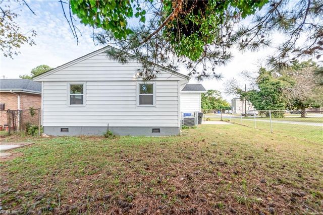 2810 Roanoke AVE, Portsmouth, VA 23704