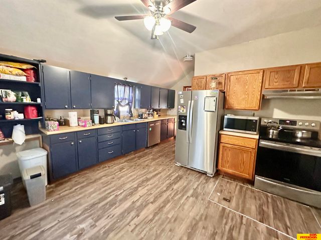 517 6th Street, Scribner, NE 68057