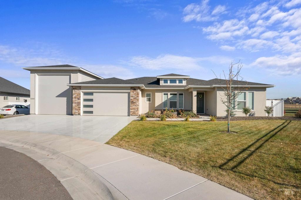 644 E Jarvis Ct., Meridian, ID 83642 photo 2
