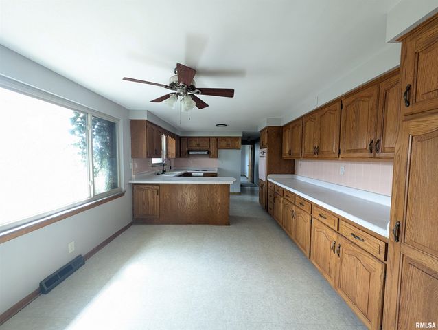 3720 Saint Michael Avenue, Peoria, IL 61615