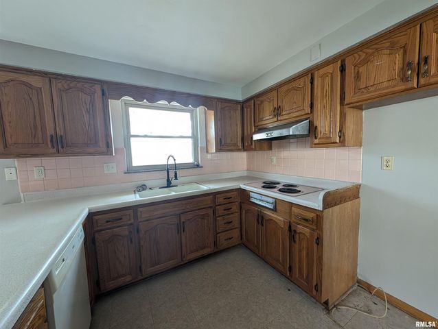 3720 Saint Michael Avenue, Peoria, IL 61615