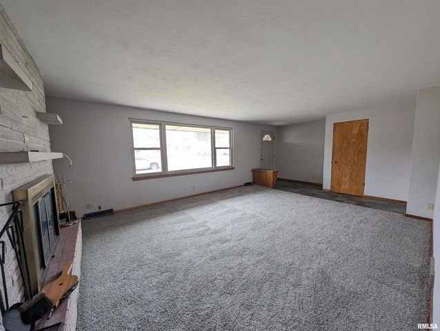 3720 Saint Michael Avenue, Peoria, IL 61615