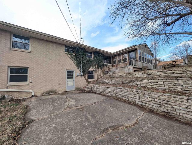 3720 Saint Michael Avenue, Peoria, IL 61615