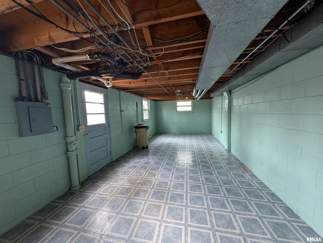 3720 Saint Michael Avenue, Peoria, IL 61615