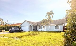 15046 SW 148th Pl, Miami, FL 33196