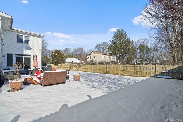 99 Poe Street, Hartsdale, NY 10530