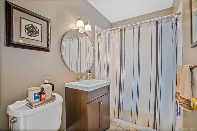 99 Poe Street, Hartsdale, NY 10530