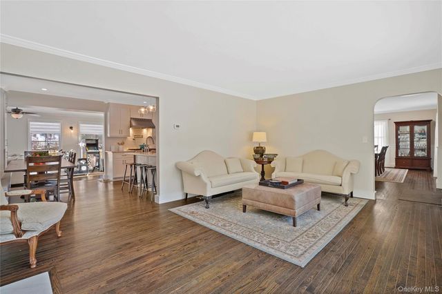 99 Poe Street, Hartsdale, NY 10530