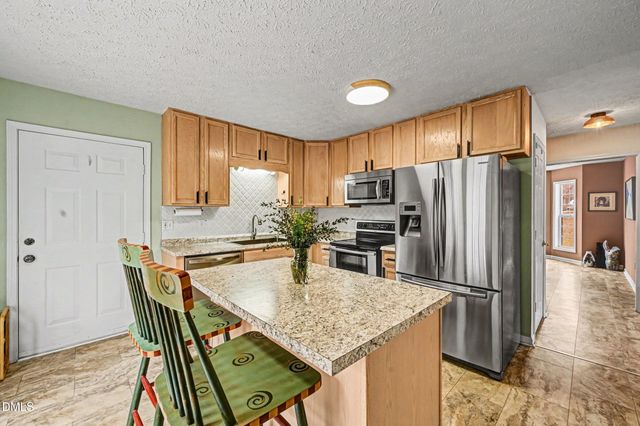 3841 Redbud Road, Haw River, NC 27258