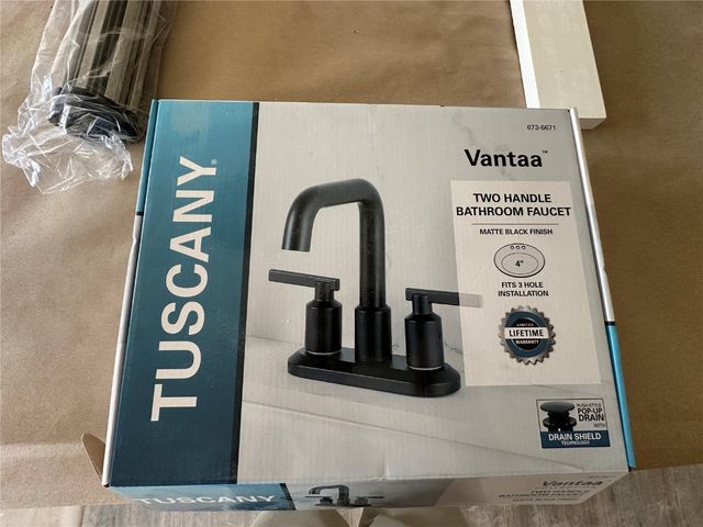 914 Juneberry Drive, Palo, IA 52324