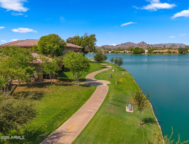 8649 E ROYAL PALM Road 213, Scottsdale, AZ 85258