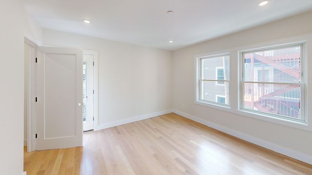 59 Gove St. 2, Boston, MA 02128