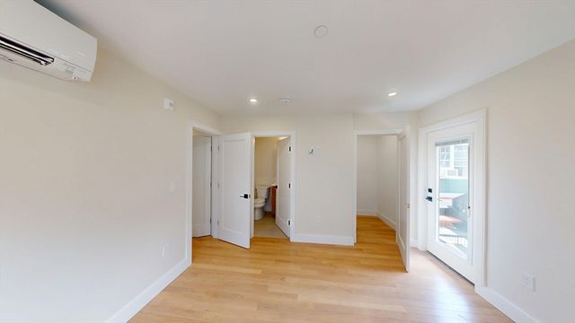 59 Gove St. 2, Boston, MA 02128