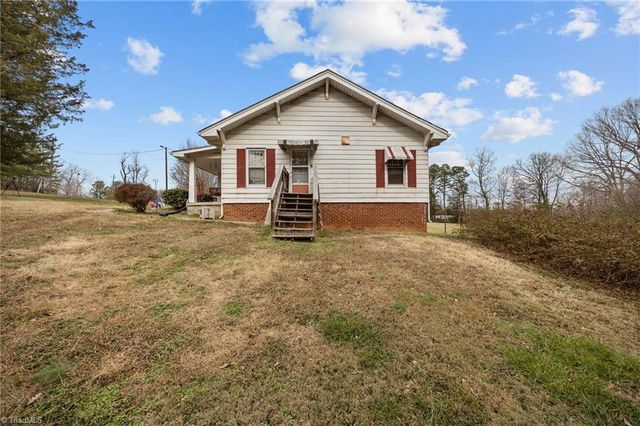 2155 Staleys Farm Road, Asheboro, NC 27205