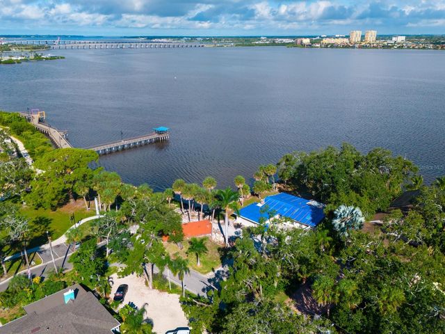 1401 1ST AVENUE E, Bradenton, FL 34208