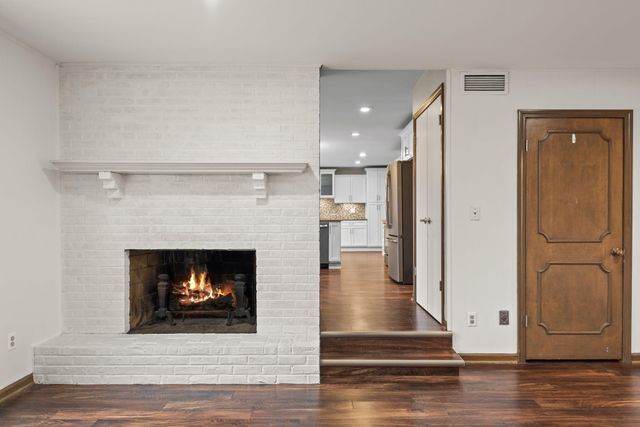 2595 W 65th Avenue, Merrillville, IN 46410