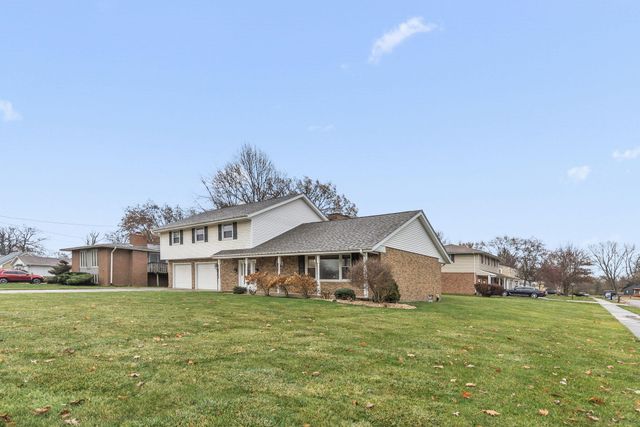 2595 W 65th Avenue, Merrillville, IN 46410