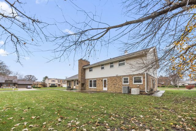 2595 W 65th Avenue, Merrillville, IN 46410