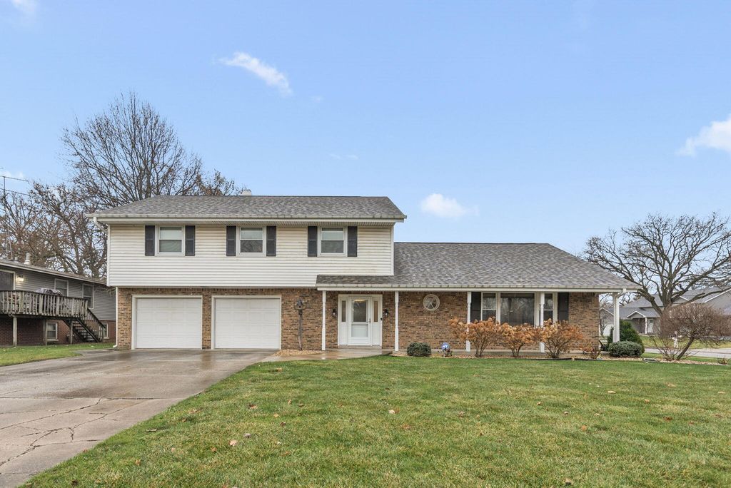 2595 W 65th Avenue, Merrillville, IN 46410