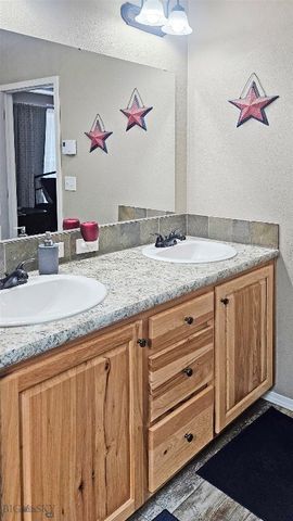 950 N Harrison Street, Lima, MT 59739