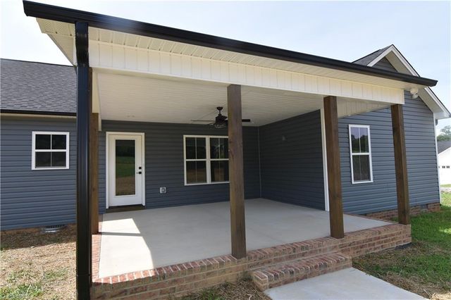 2501 Denton Road, Thomasville, NC 27360