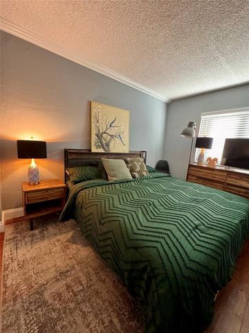 2660 NE 8th Avenue 211, Wilton Manors, FL 33334