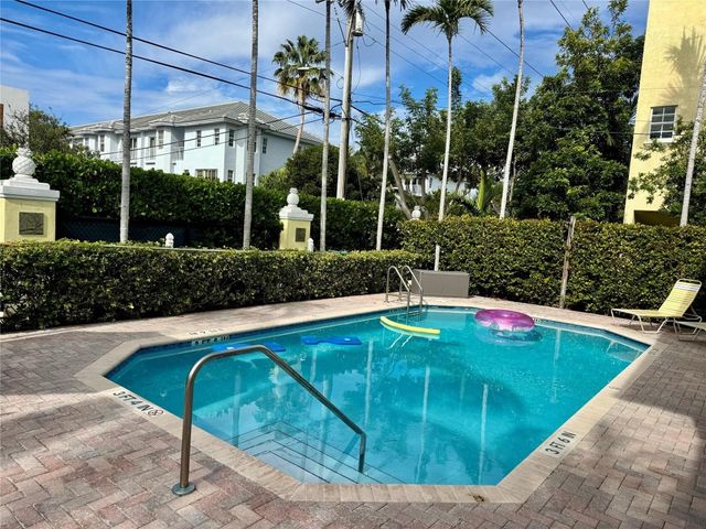 2660 NE 8th Avenue 211, Wilton Manors, FL 33334
