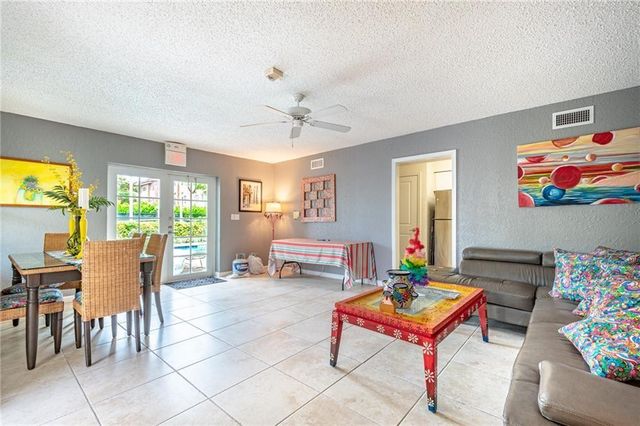 2660 NE 8th Avenue 211, Wilton Manors, FL 33334