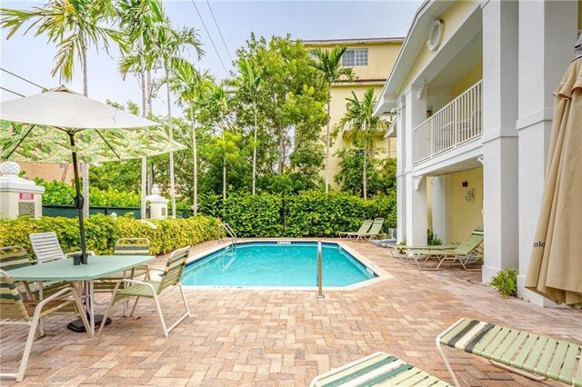 2660 NE 8th Avenue 211, Wilton Manors, FL 33334