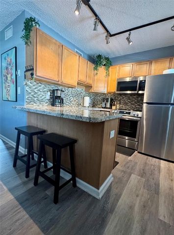 2660 NE 8th Avenue 211, Wilton Manors, FL 33334