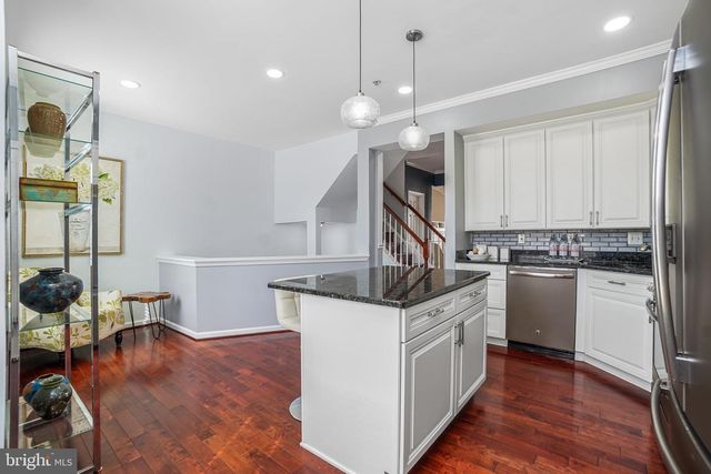 3815 EISENHOWER AVE, Alexandria, VA 22304