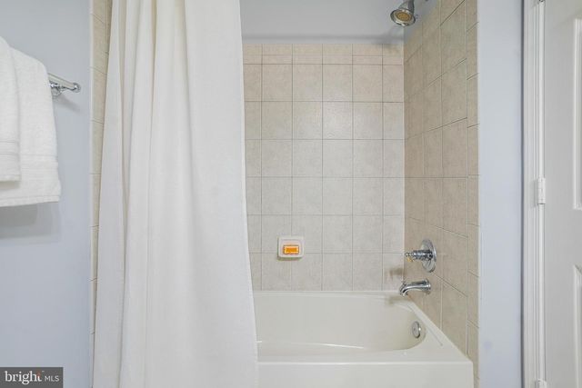 3815 EISENHOWER AVE, Alexandria, VA 22304