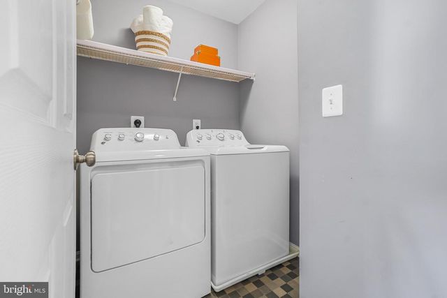 3815 EISENHOWER AVE, Alexandria, VA 22304